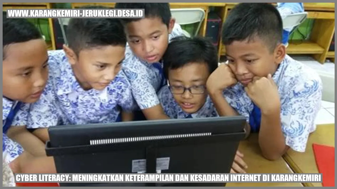 Cyber Literacy: Meningkatkan Keterampilan dan Kesadaran Internet di Karangkemiri