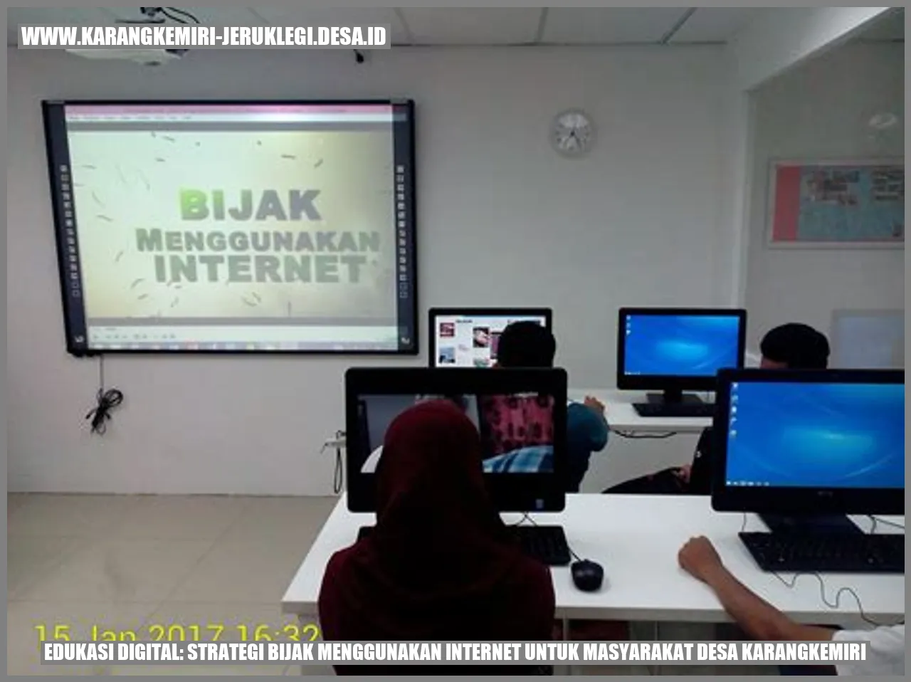 Edukasi Digital: Strategi Bijak Menggunakan Internet untuk Masyarakat Desa Karangkemiri