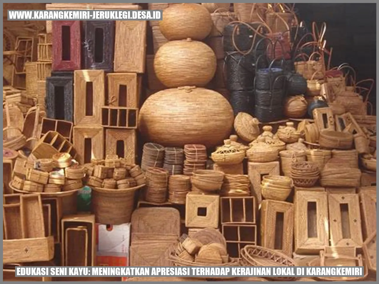 Edukasi Seni Kayu: Meningkatkan Apresiasi Terhadap Kerajinan Lokal di Karangkemiri