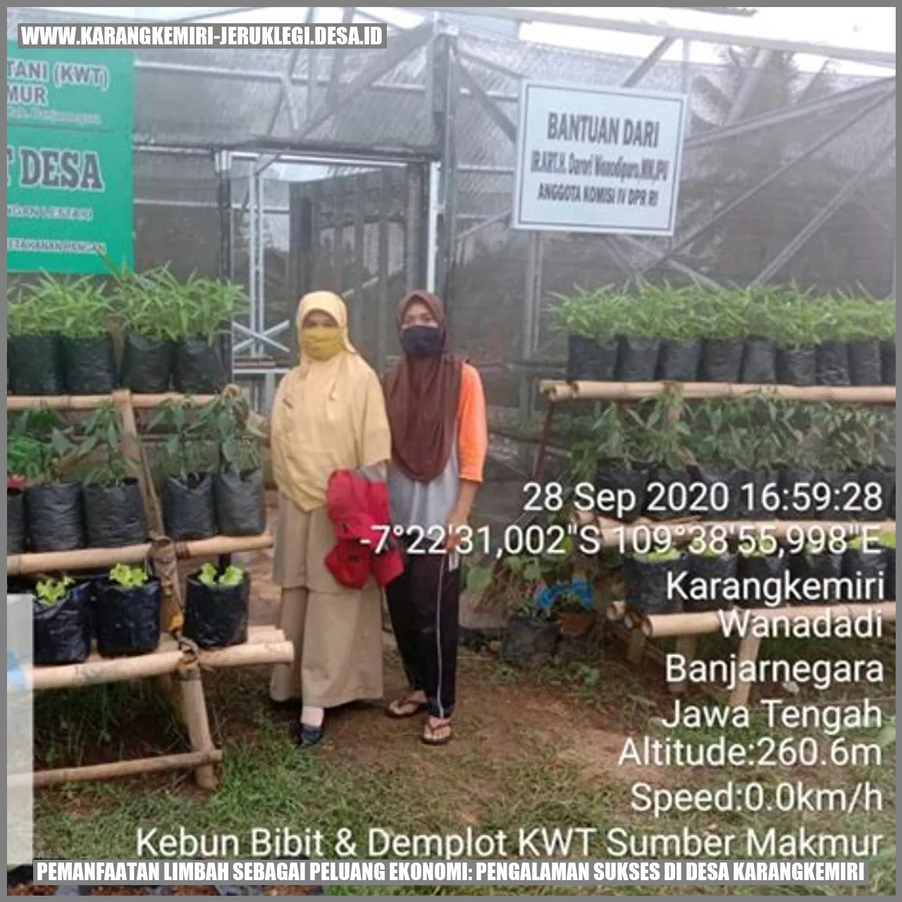Pemanfaatan Limbah sebagai Peluang Ekonomi: Pengalaman Sukses di Desa Karangkemiri